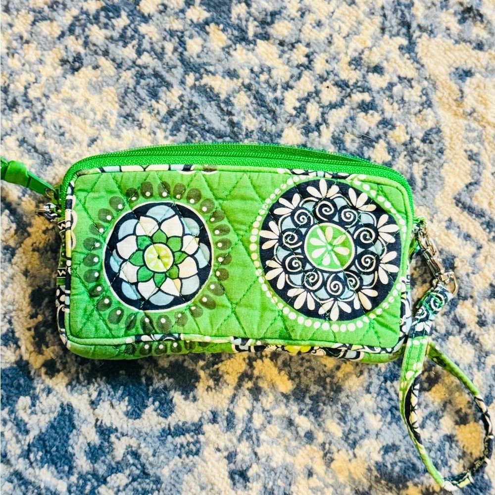 Vera Bradley Wristlet Lime’s Up